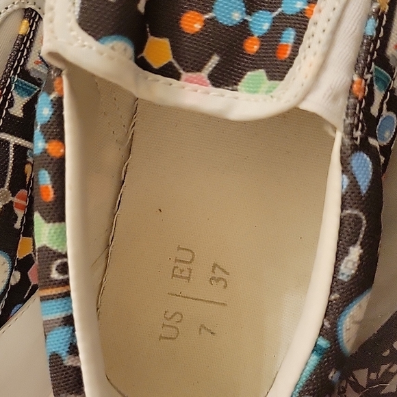 Super cute sneakers - Picture 5 of 7